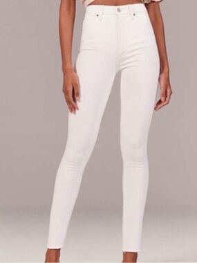 Abercrombie & Fitch White High-Rise Skinny Jeans